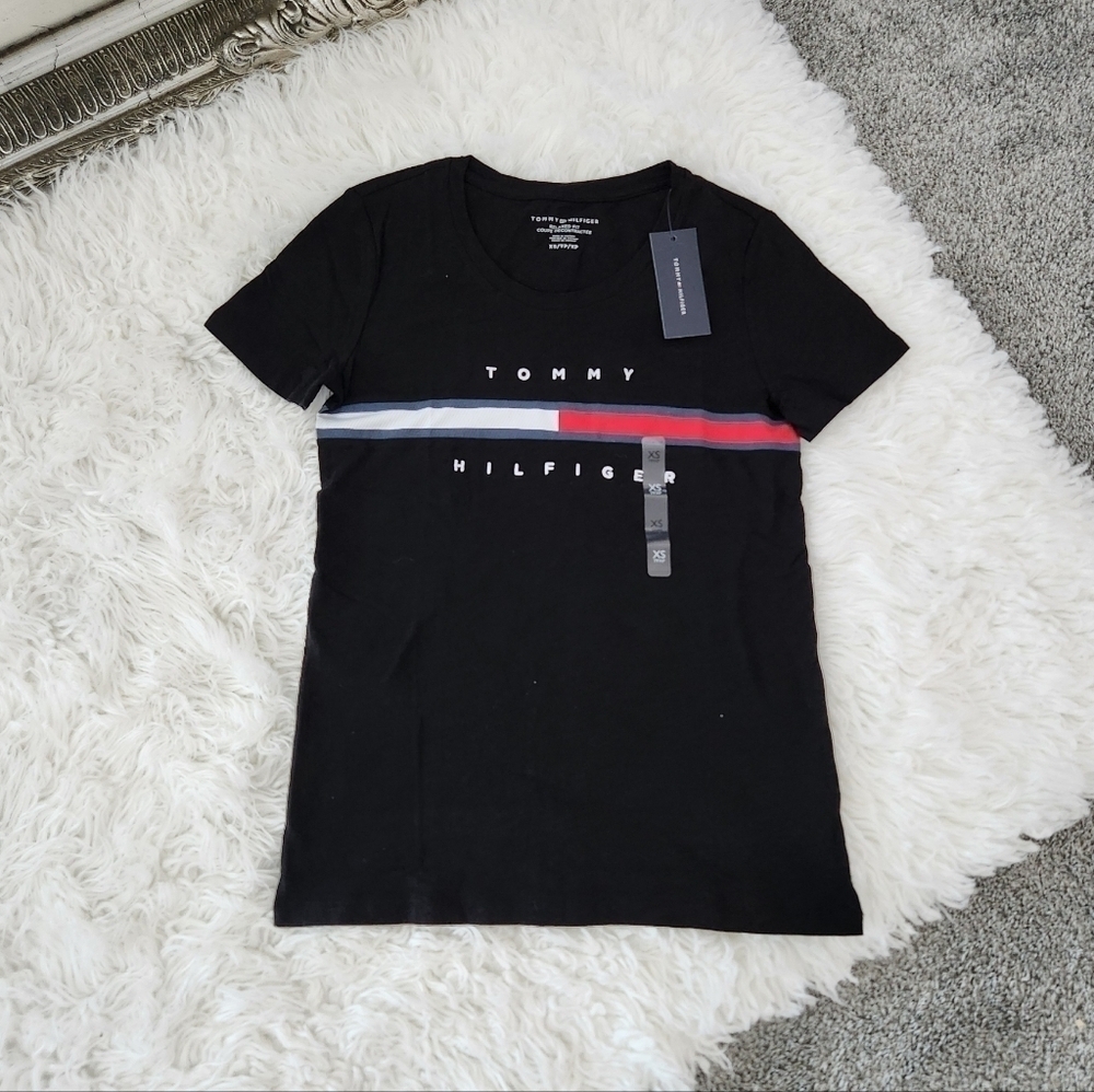 Tommy Hilfiger Shirt Sleeve Shirt. Size xsmall. New.